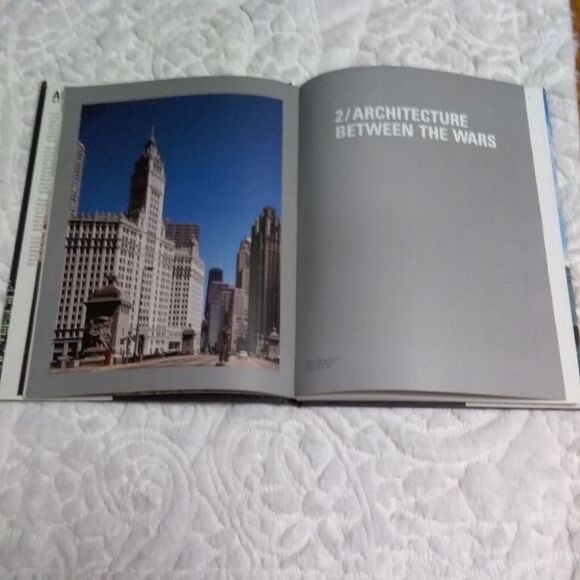 Vintage Architecture of the 20th Century Hardcover Book 1988 - Picture 5 of 7